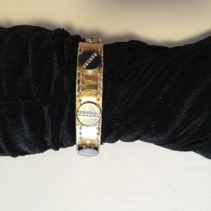 CC SKYE LEATHER AND CRYSTAL GROMMET BRACELET